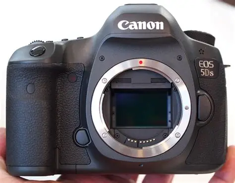 Canon 5DS & 5DS R In-Depth Review: The 50.6MP Resolution Kings