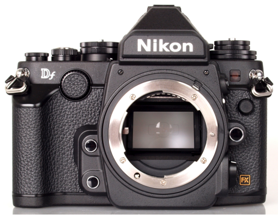 Nikon Retro Camera Guide: Comparing Nikon Df, Zf, and Zfc