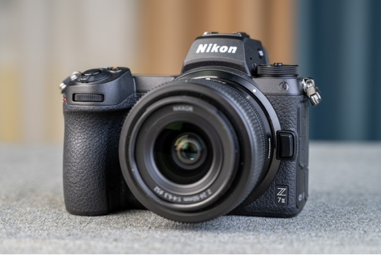 The Ultimate Guide to Nikon Z7 and Z7 II: Mastering High-Resolution Mirrorless Photography